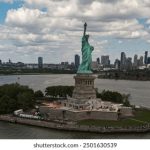 梦见自己被车撞了 f8kruzzv12